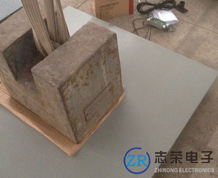 福州1噸地磅生產(chǎn)商/1噸地磅價格多少錢_供應福州地區(qū)1噸電子地磅